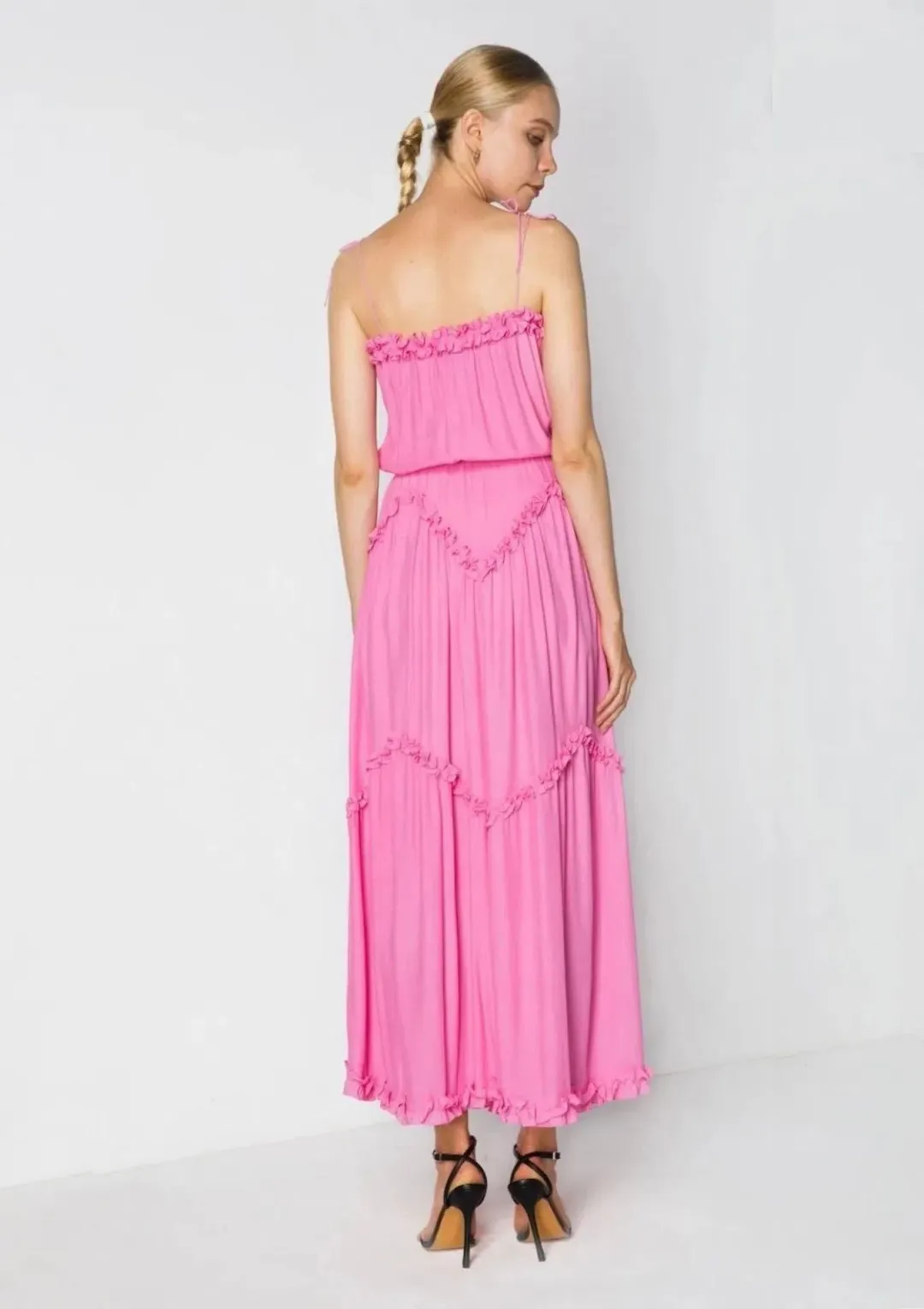 SWF Dynamic Dress Pink Size S / AU 8 for rent on The Volte - main image