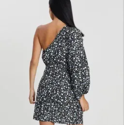 Shona Joy Parker One Shoulder Draped Mini Dress Print Size 8 for rent on The Volte - image 3