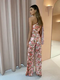 Significant Other Simone Top Print Size 8 for rent on The Volte - image 3