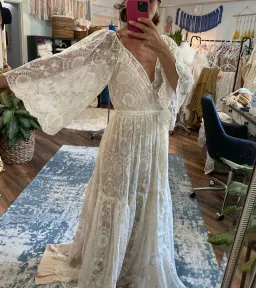 We Are Reclamation Be Love Gown White Size 18 for rent on The Volte - image 25