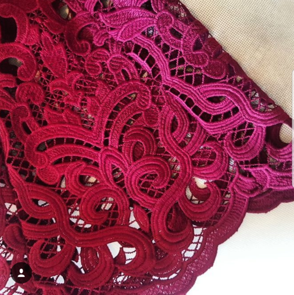 White Suede Berry Lace Shift Dress - Image 3