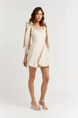 Dissh Aisle Pearl Linen Bow Mini Dress Cream Size 8 for rent on The Volte - image 3