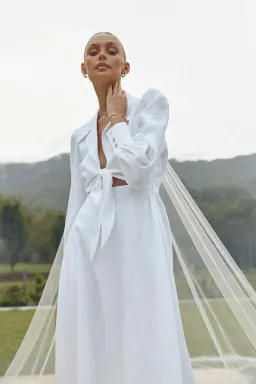 Dissh Sia Linen Collar Midi Dress White Size 10 for rent on The Volte - image 3