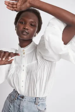 Wilderness Shirt White Size 14 for rent on The Volte - image 1