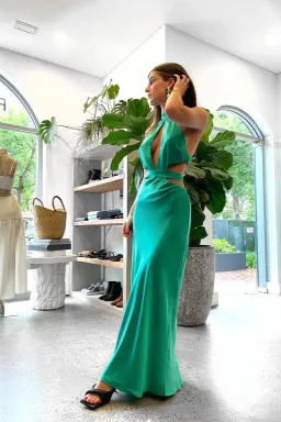 Auteur Emilie Solid Dress Green Size 10 for rent on The Volte - image 1