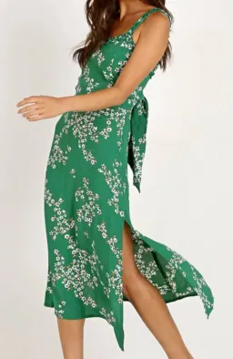 Faithfull the Brand Gizelle Dress Green Size 8 for rent on The Volte - image 3