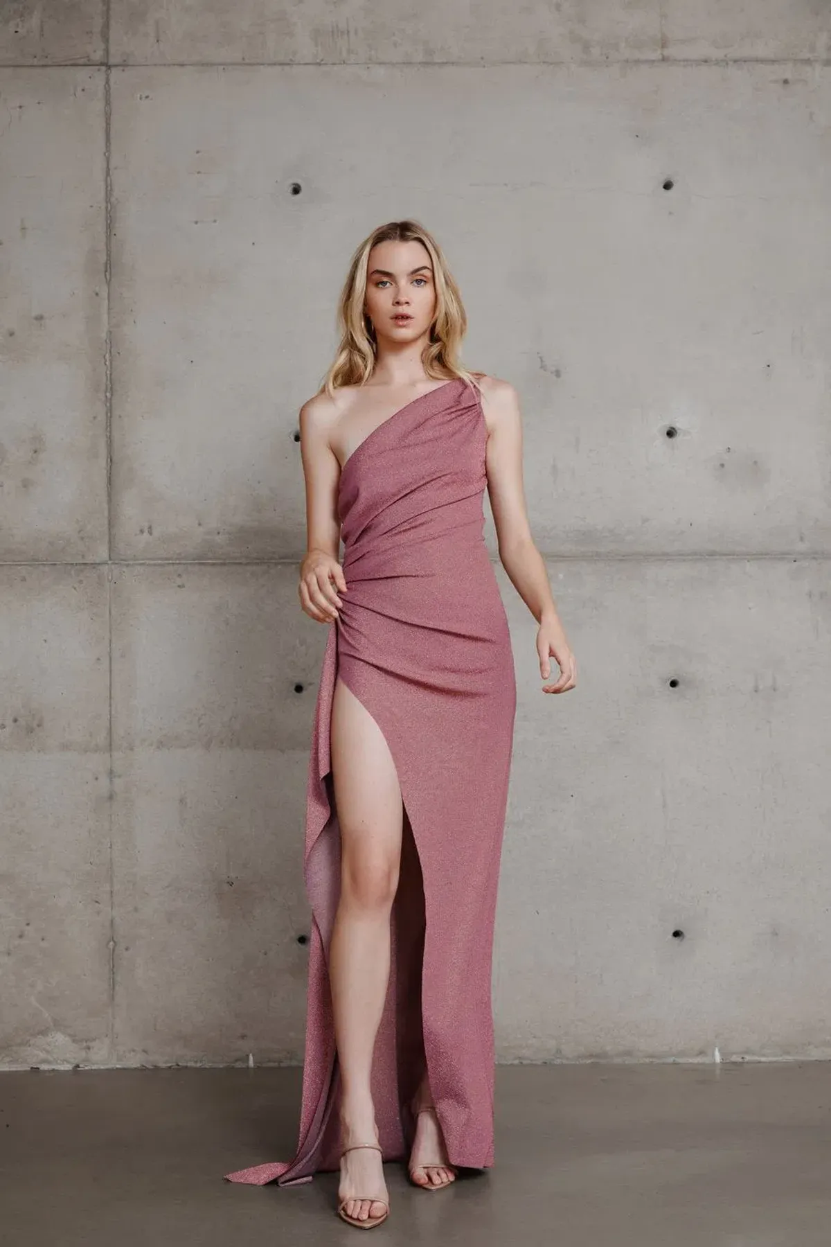 Lexi Bahari Dress Rose Size 8 - Image 1