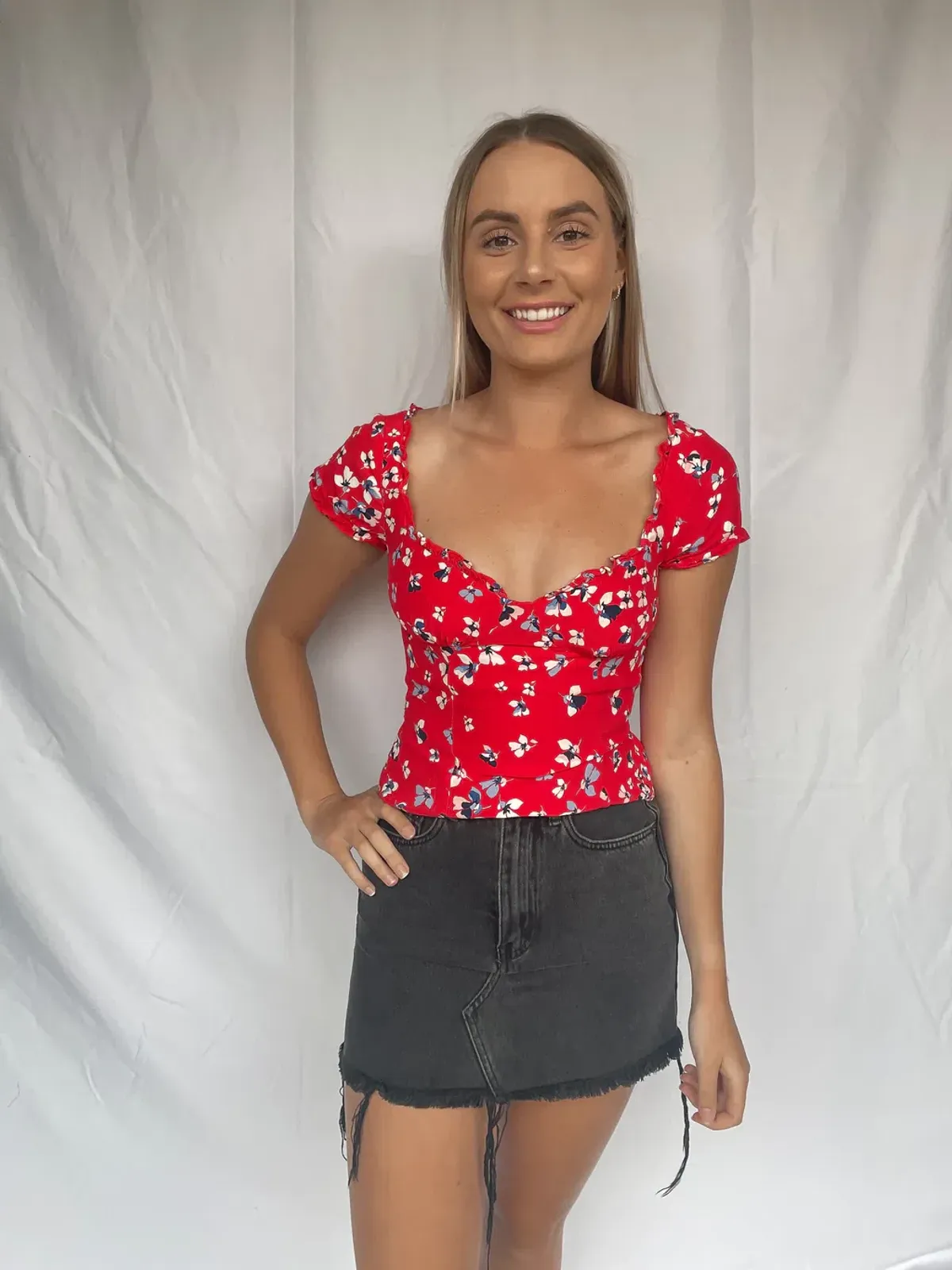 Kookai Delilah Top Red Flower Print Size 36 - Image 2