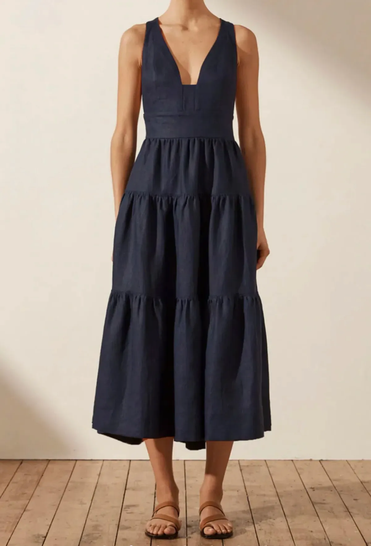 Shona Joy LIGIA LINEN PLUNGED CROSS BACK MIDI DRESS - NAVY - Image 2