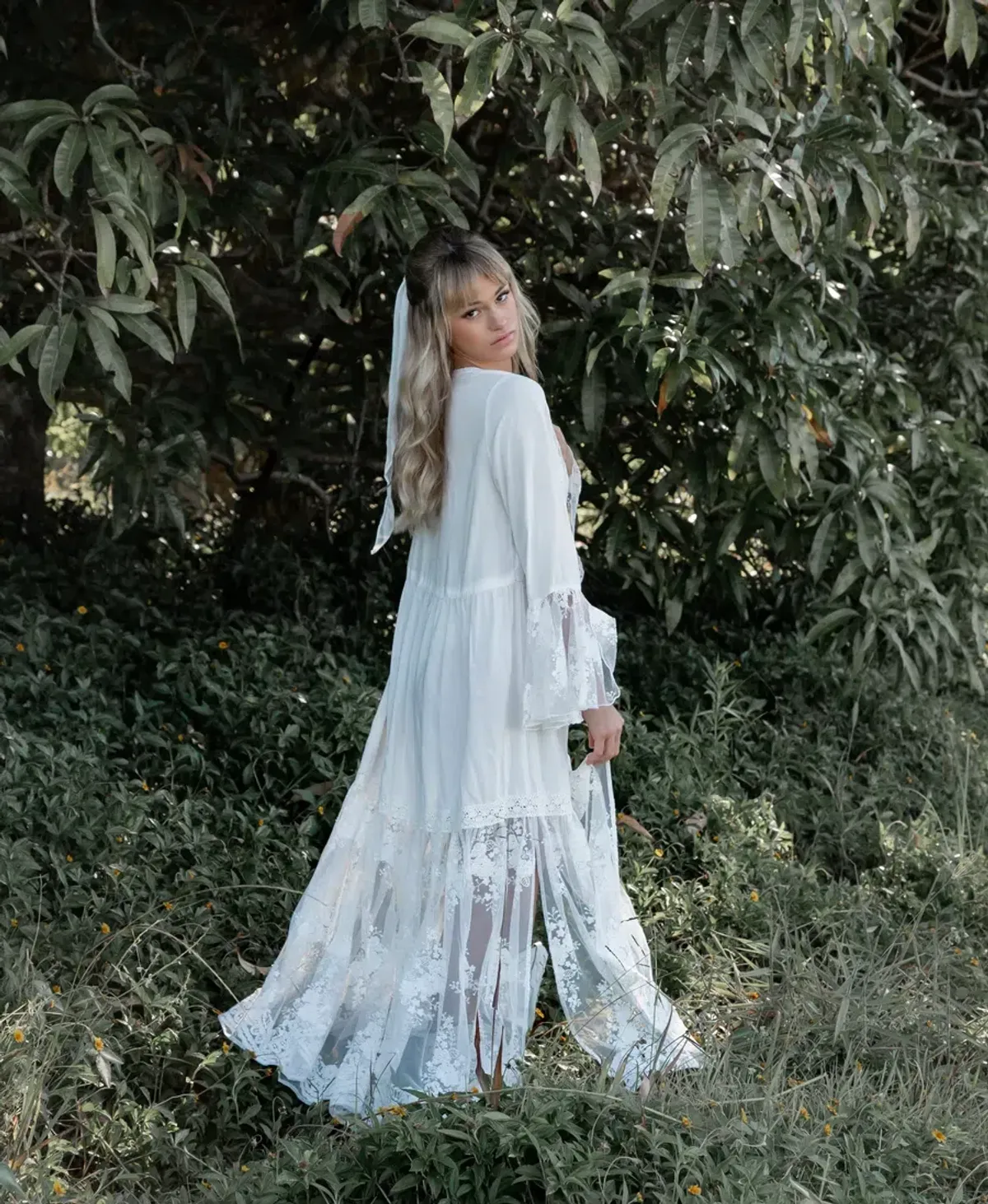 Coven & Co Stevie Robe White One Size - Image 4