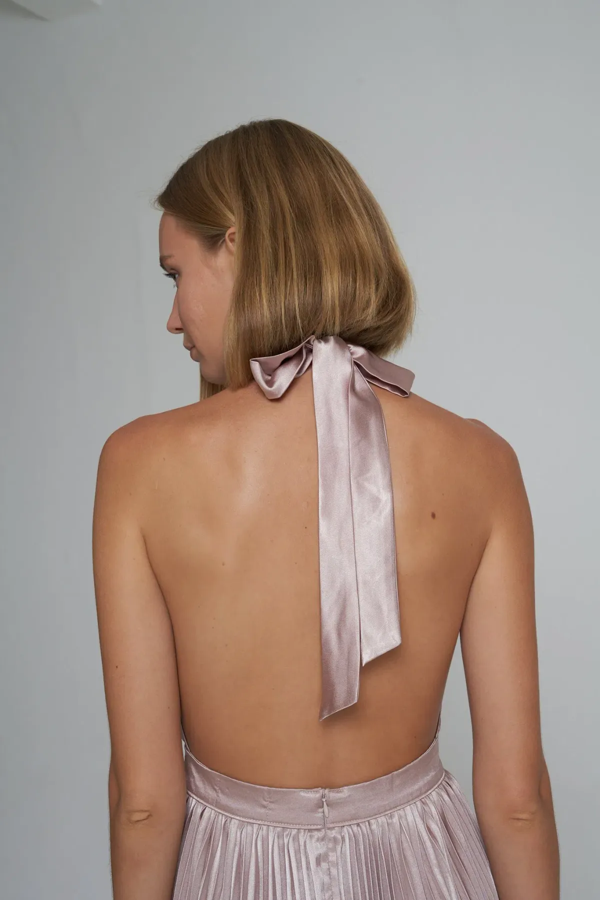 L'Idee Renaissance Gown in Latte Size AU 6 - Image 4