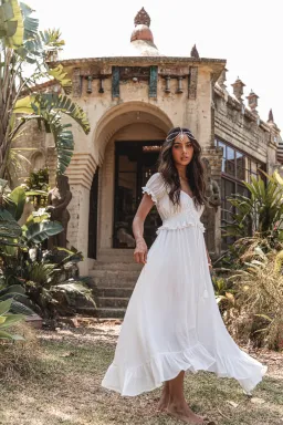 Coven & Co True Romance Gown White Size S / Au 8 for rent on The Volte - image 2