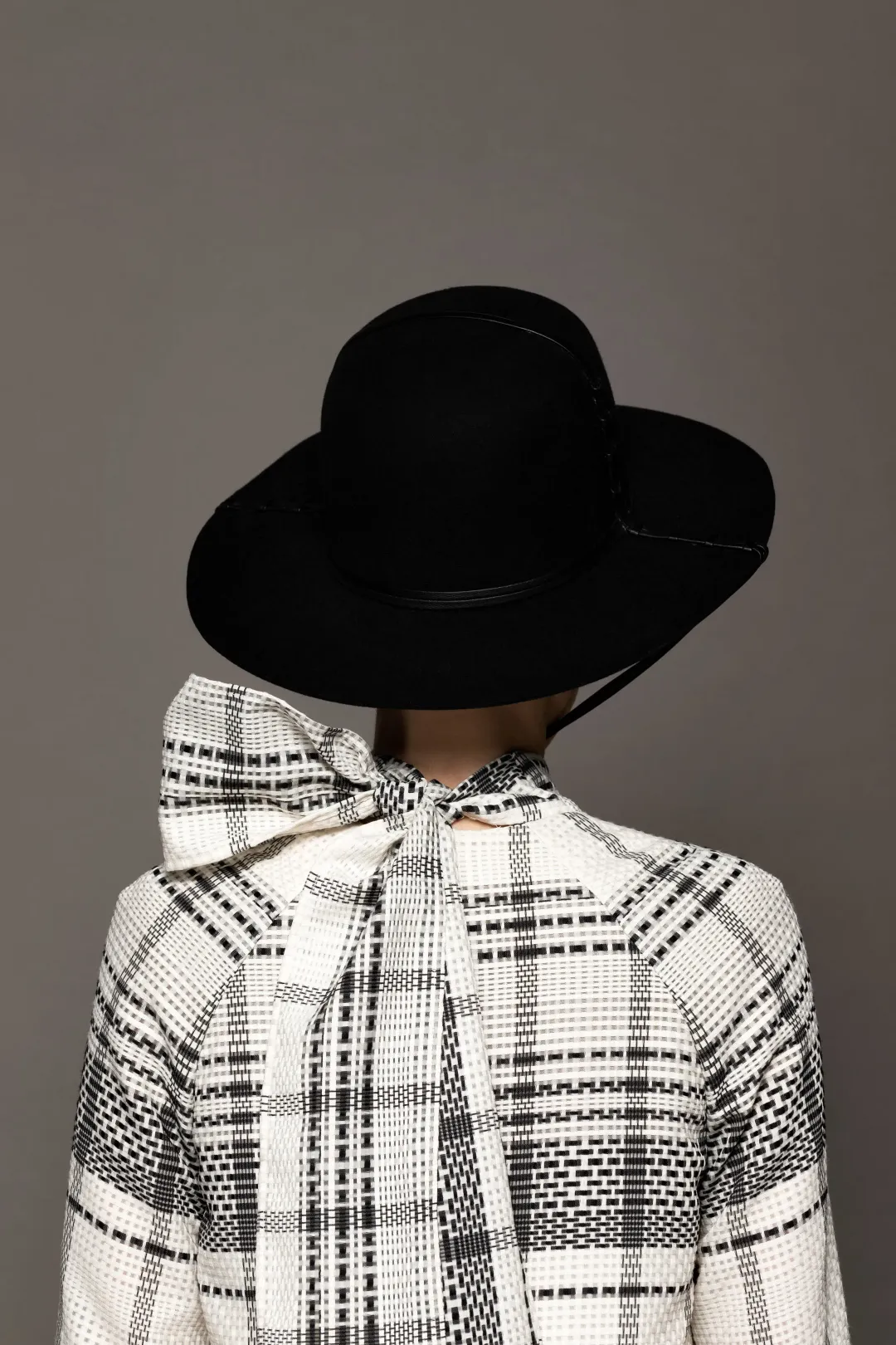 Lilli Jahilo Mary A-line Plaid Dress Woven White Size AU 6 for rent on The Volte - main image