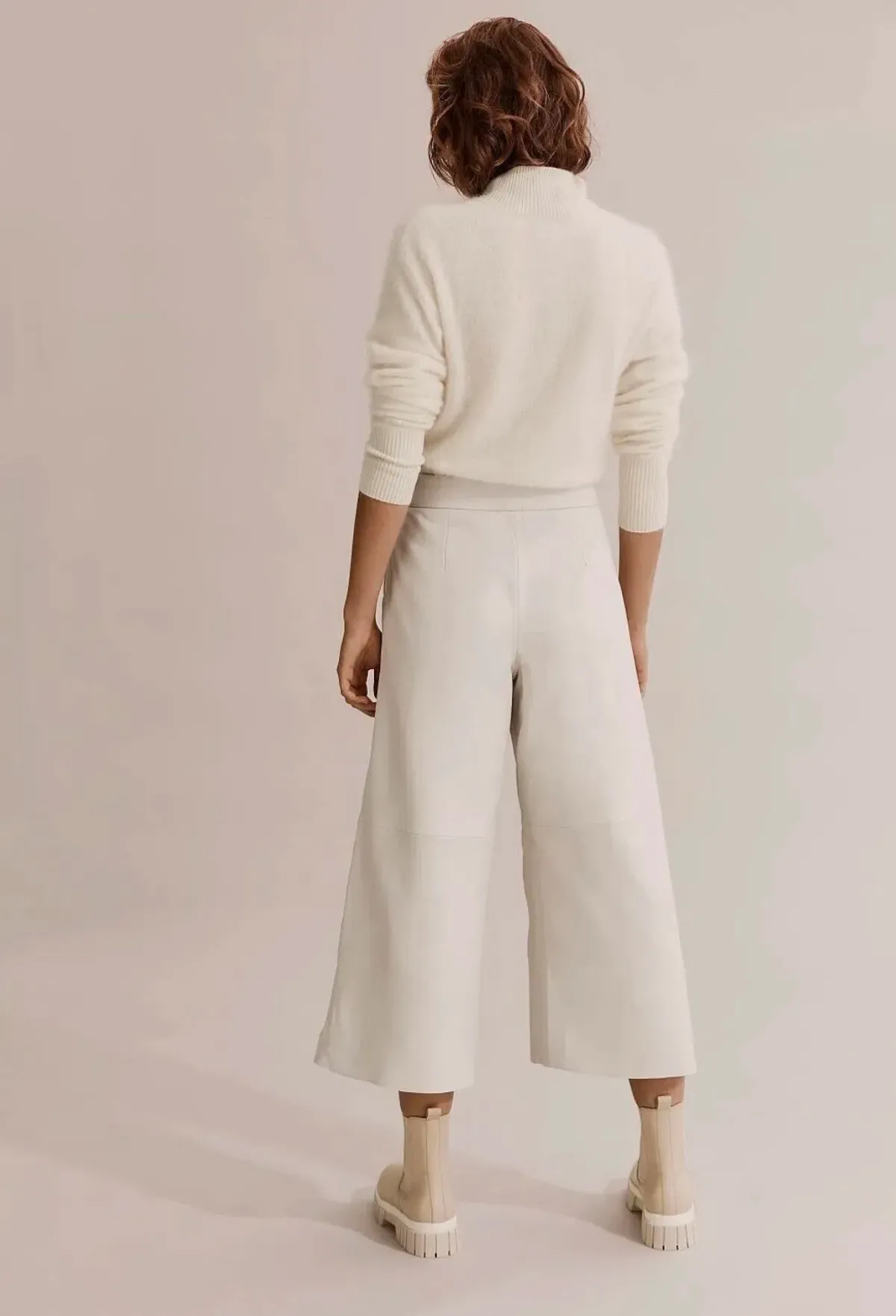 Country Road Luxurious Leather Culotte Pants White Size AU 14 - Image 2