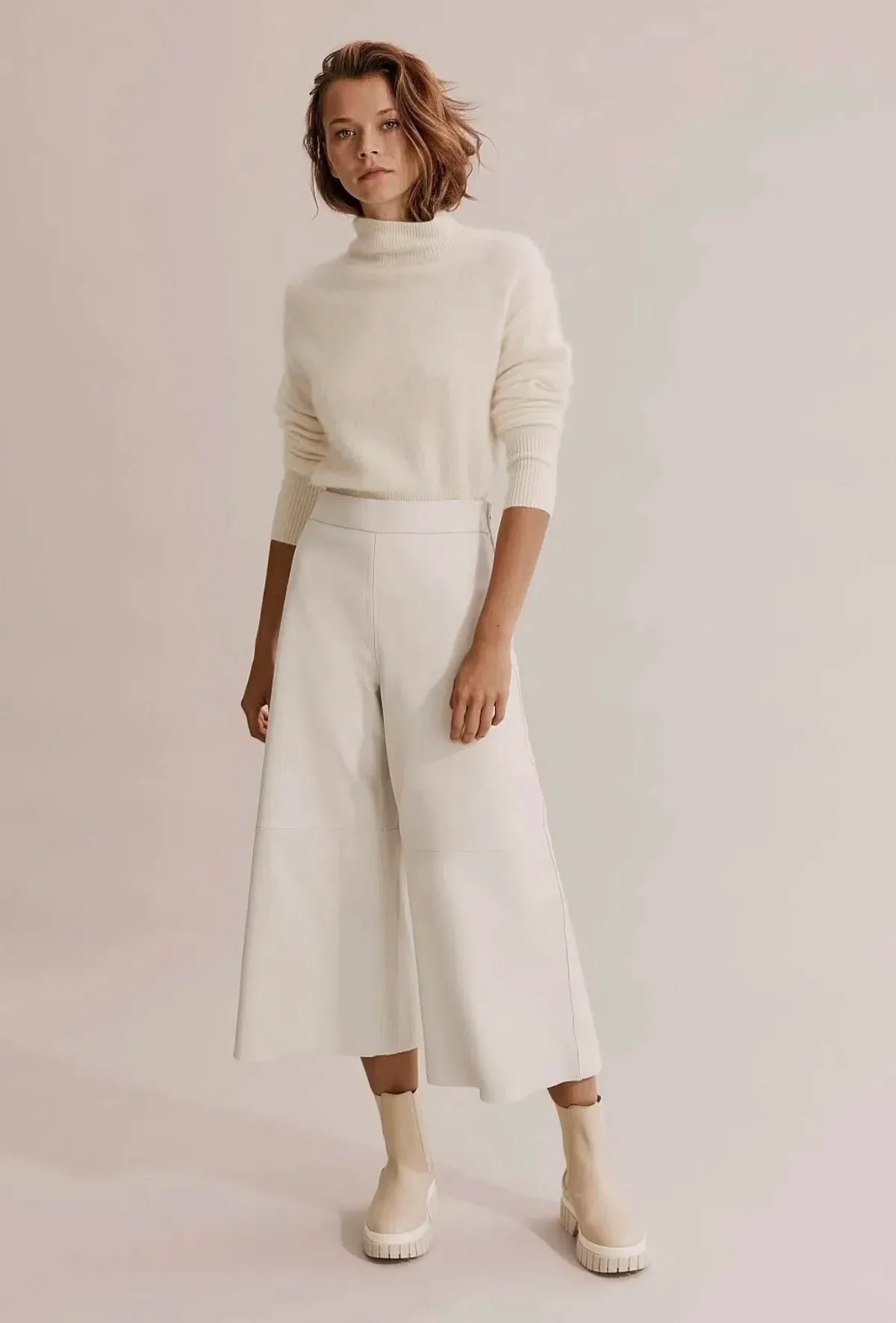 Country Road Luxurious Leather Culotte Pants White Size AU 14 - Image 1