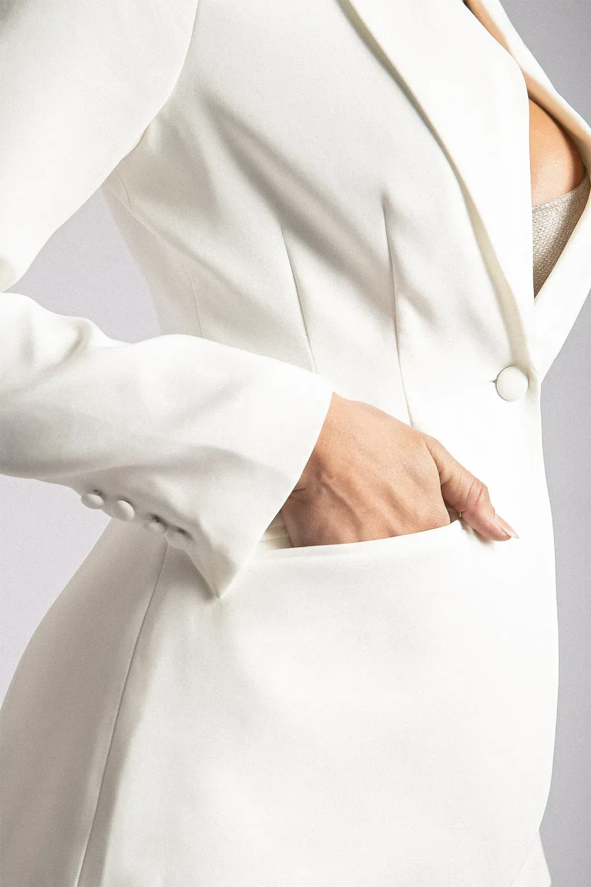 Meshki Helda Fitted Blazer White Size L - Image 5