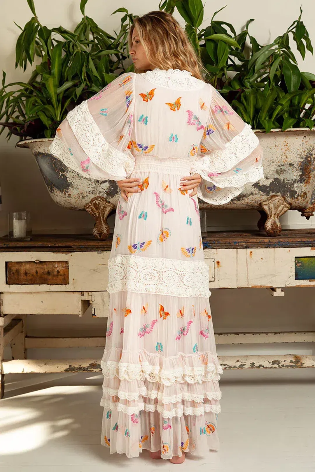 Fillyboo Madam Butterfly Embroidered Duster in Delicacy Size M for rent on The Volte - main image