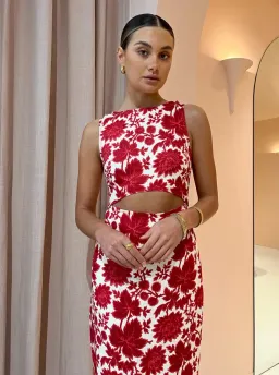 Sir the Label Cinta Cut Out Midi Dress in Valentina Floral Print Size 8 for rent on The Volte - image 2