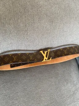 Louis Vuitton Belt 20mm Size 75 for rent on The Volte - image 2