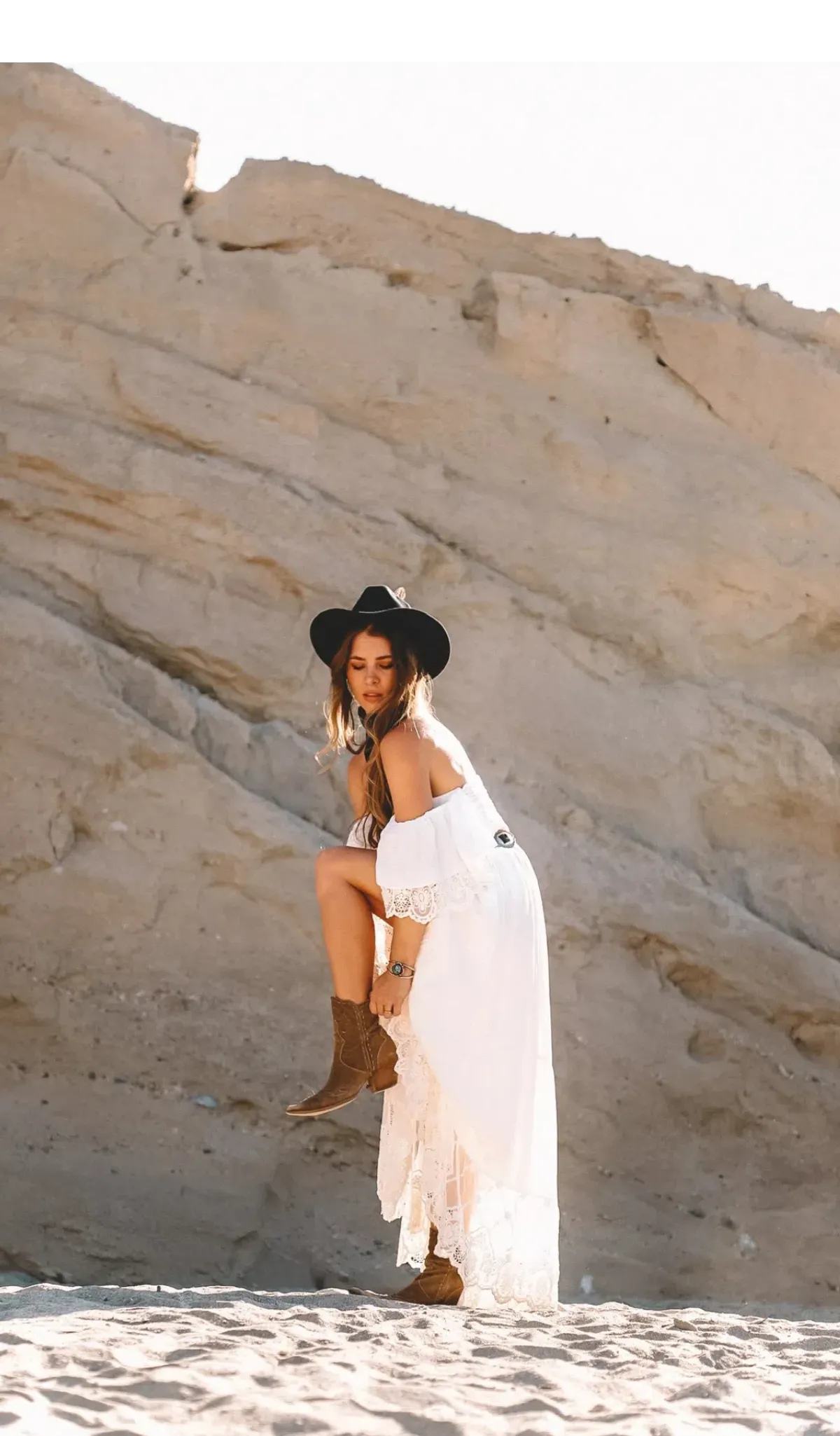 Coven & Co Folklore Gown Natural White Size M - Image 4