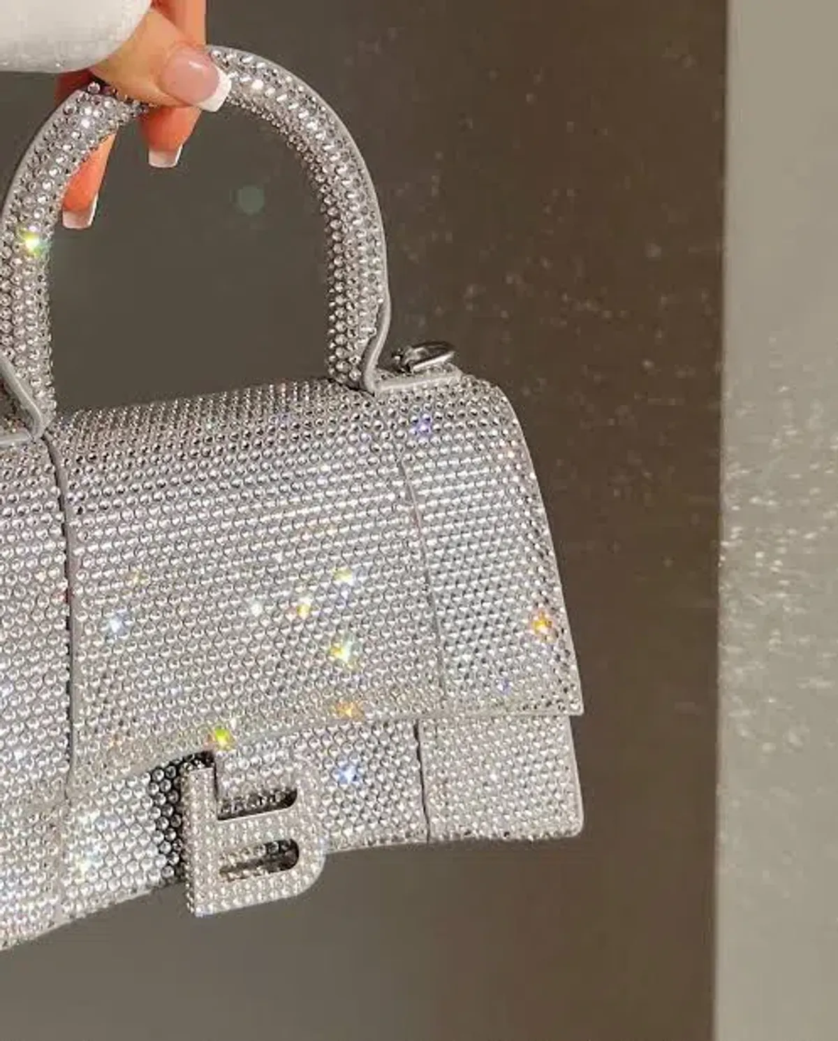 Balenciaga Crystal Embellished Hourglass Tote Bag Grey - Image 3