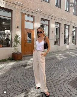 Viktoria and Woods Sigma Bustier White Size 1/Au 8 for rent on The Volte - image 2