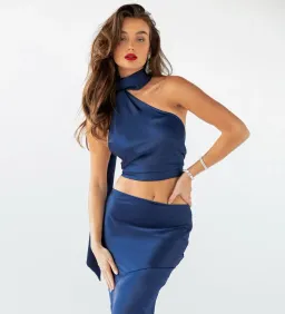 Arcina Ori Angelina Set Navy Size 6 for rent on The Volte - image 2