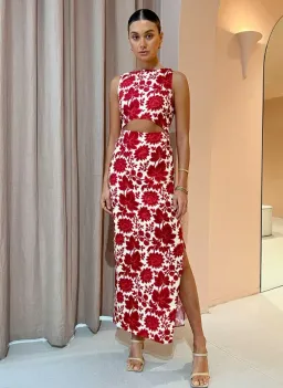 Sir the Label Cinta Cut Out Midi Dress Valentina Floral Print Size 8 for rent on The Volte - image 2