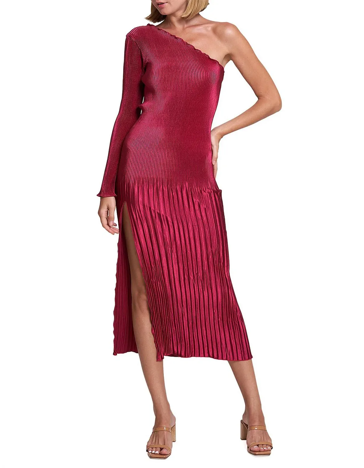 Lidee Soiree Gigi Sleeved Gown in Ruby Red Size 8 / S - Image 1