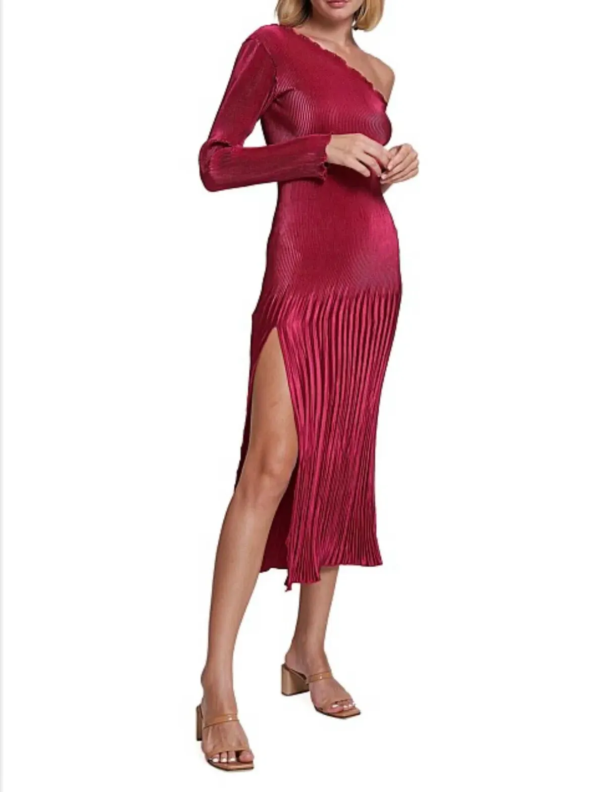Lidee Soiree Gigi Sleeved Gown in Ruby Red Size 8 / S - Image 2