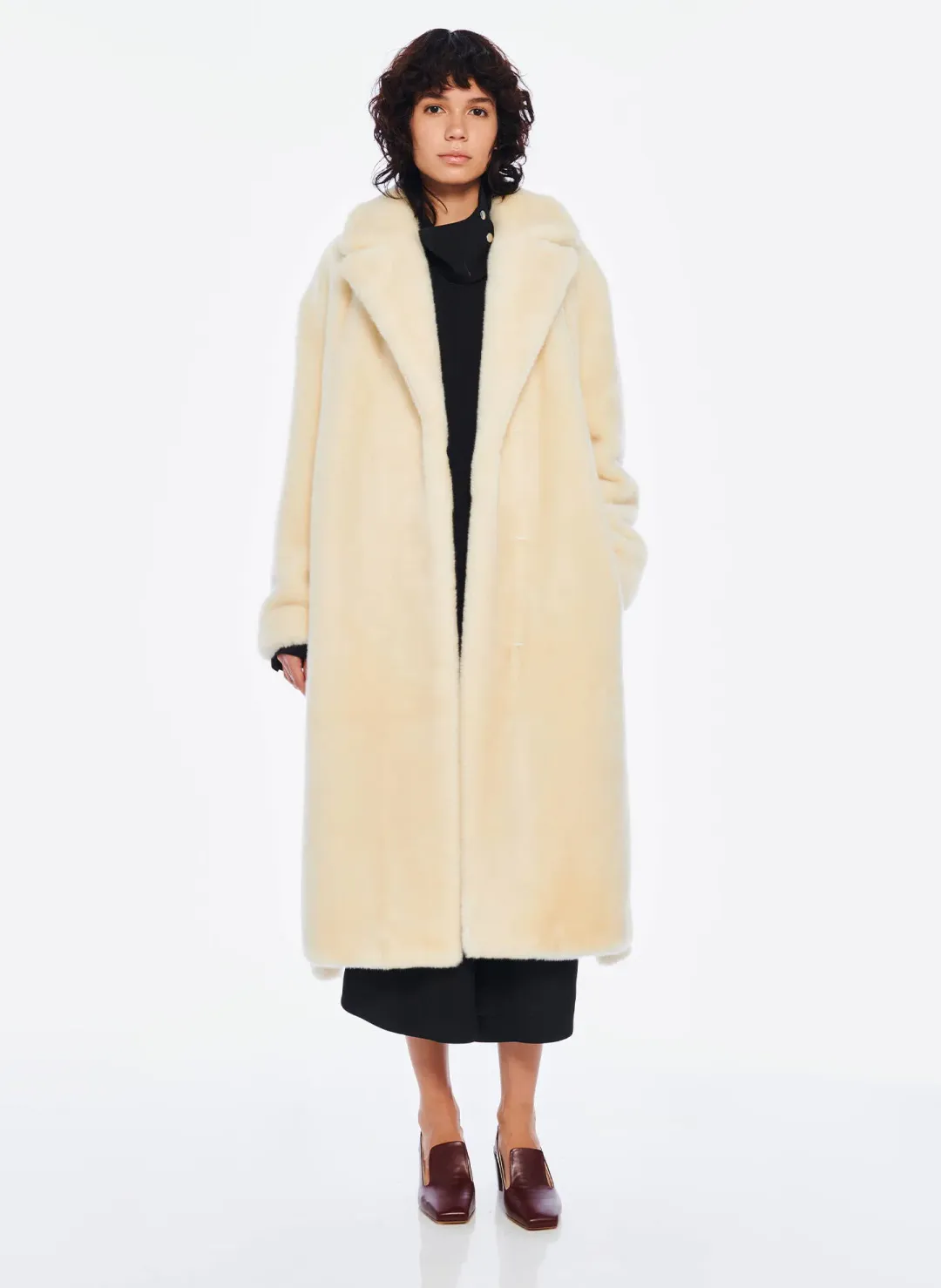 Tibi Luxe Faux Fur Oversized Coat Cream Size 10 for rent on The Volte - main image