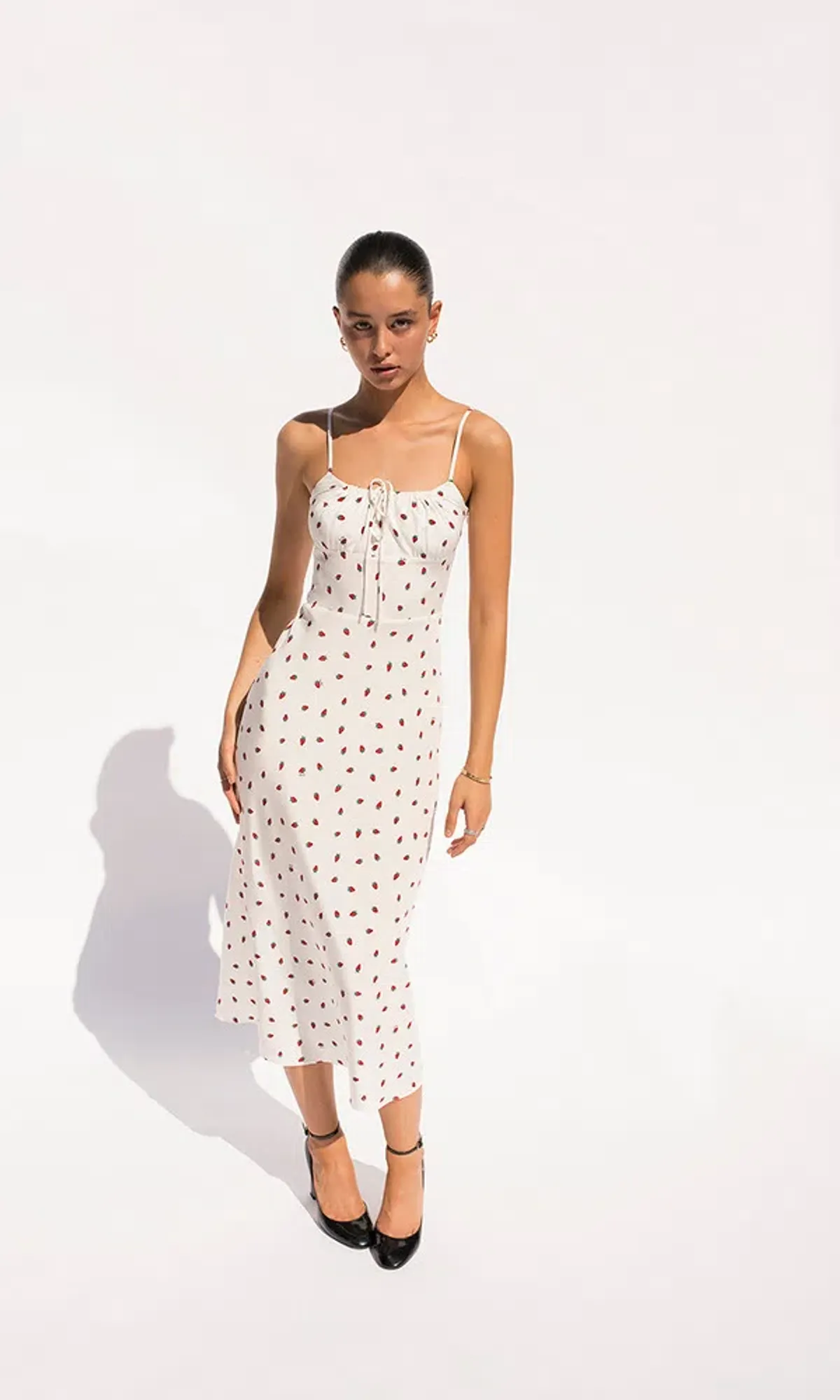 Realisation Par The Alba White Strawberry Midi Dress Size S/AU 8 - Image 1