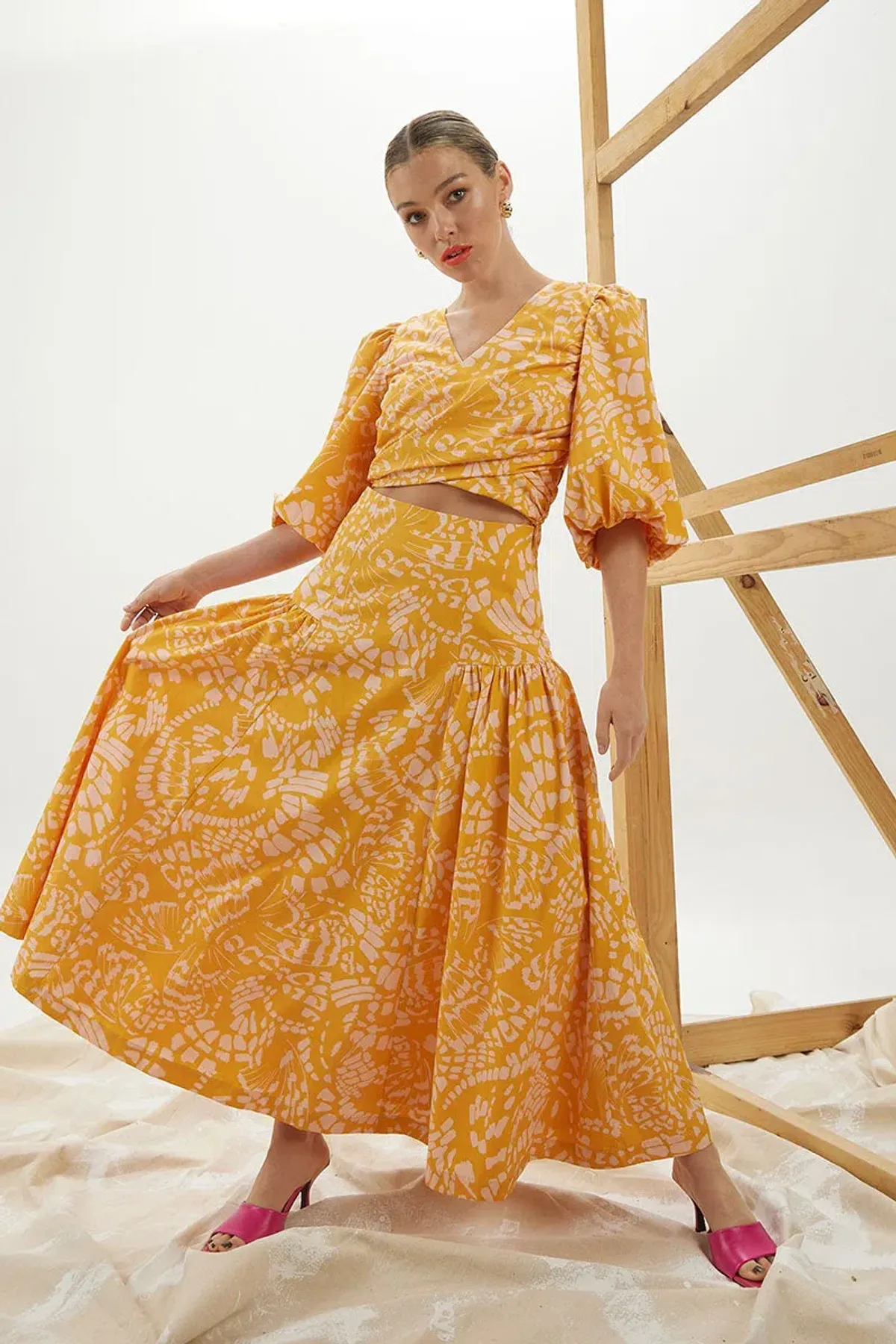 Mon Renn Monarch Dress Yellow Floral Size 8 - Image 2