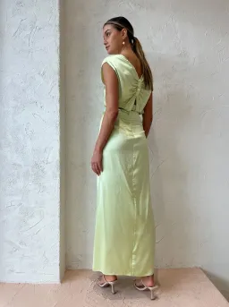 Ginia Indy Skirt and Top in Lime Size 10 for rent on The Volte - image 3