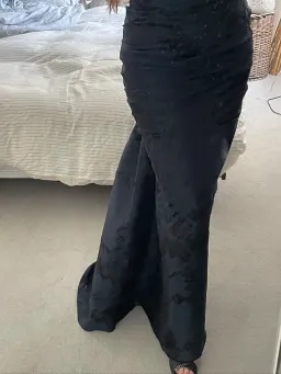 J. Mendel Paris Floor-Length Gown Navy Blue Size AU 12 for rent on The Volte - image 8