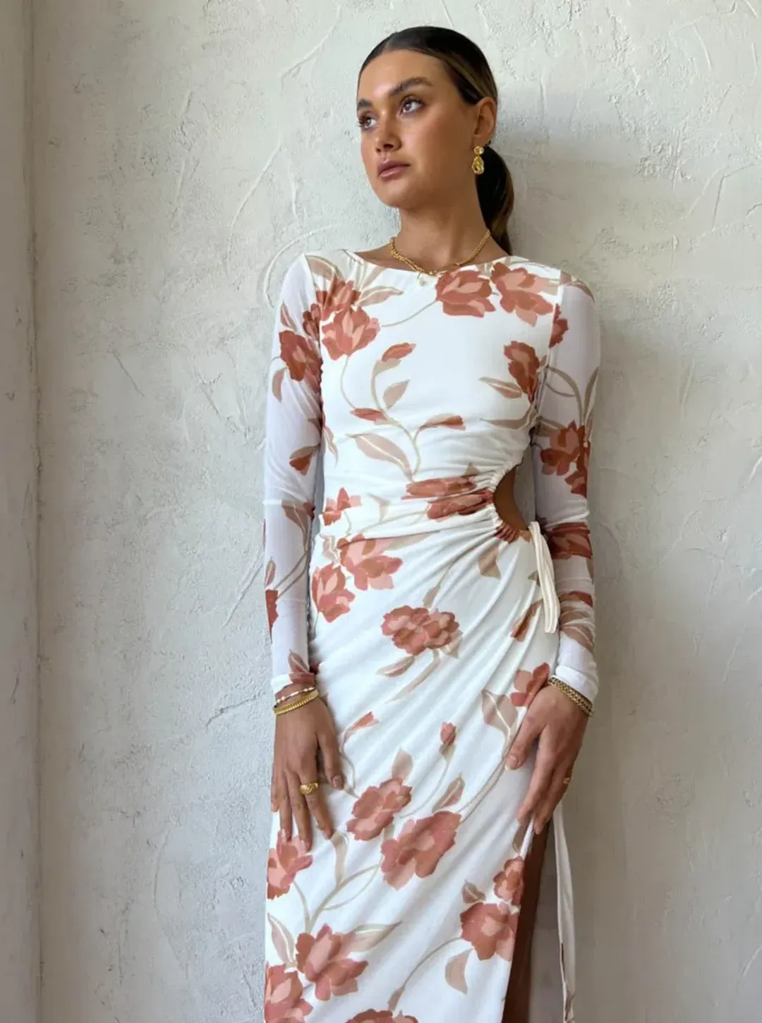 Hansen & Gretel Athena Dress Ivory Floral Size L / Au 12 for rent on The Volte - main image