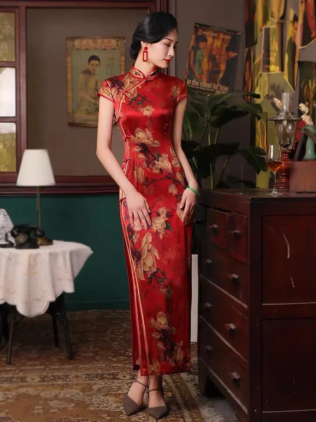 Beth & Brian Qipao 19 Mome Silk High End Long Qipao Mulberry Floral Size M / Au 8 for rent on The Volte - main image