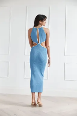 San Sloane Adrian Rib Midi Dress Blue Size 6 for rent on The Volte - image 3