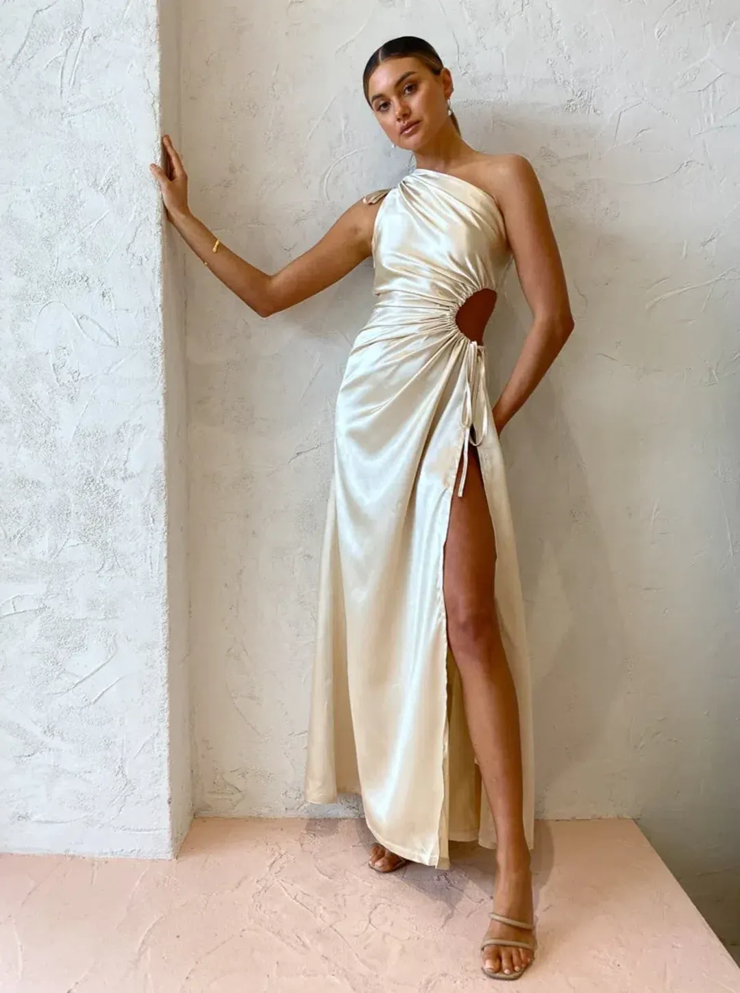 Sonya Moda Nour Maxi Dress in Ocean Pearl Size 10 for rent on The Volte - main image