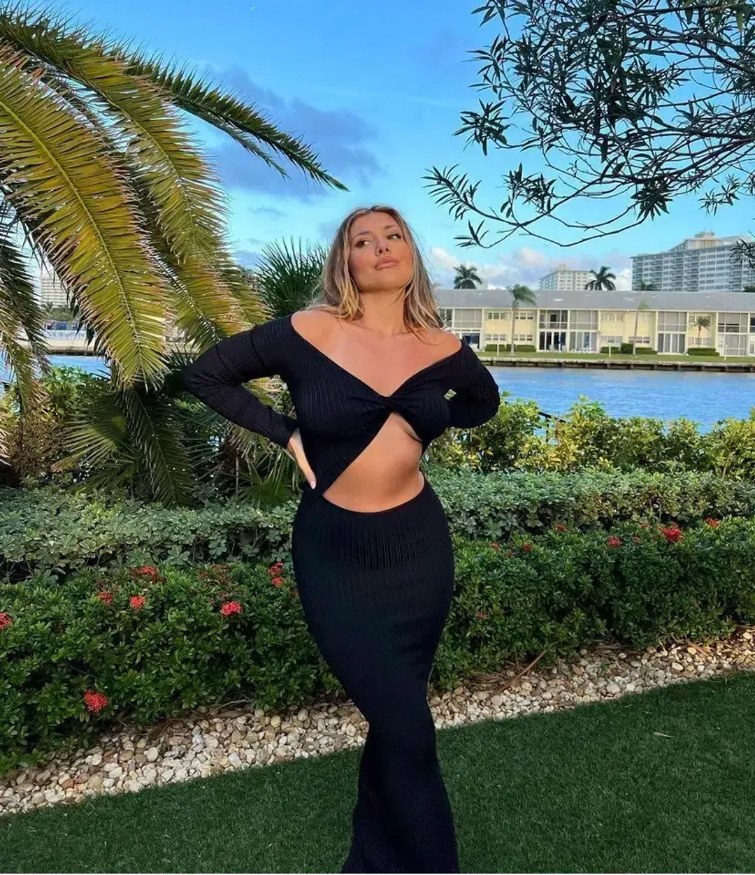 Sir the Label Kelvin Off Shoulder Midi Dress Black Size 1 / Au 8 for rent on The Volte - main image