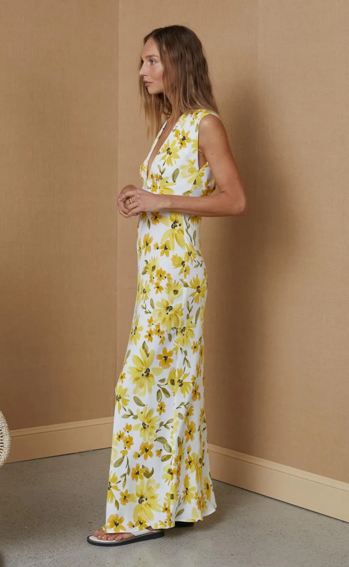 Bec & Bridge Daphne V Dress Floral Size 6 / XS - Image 2