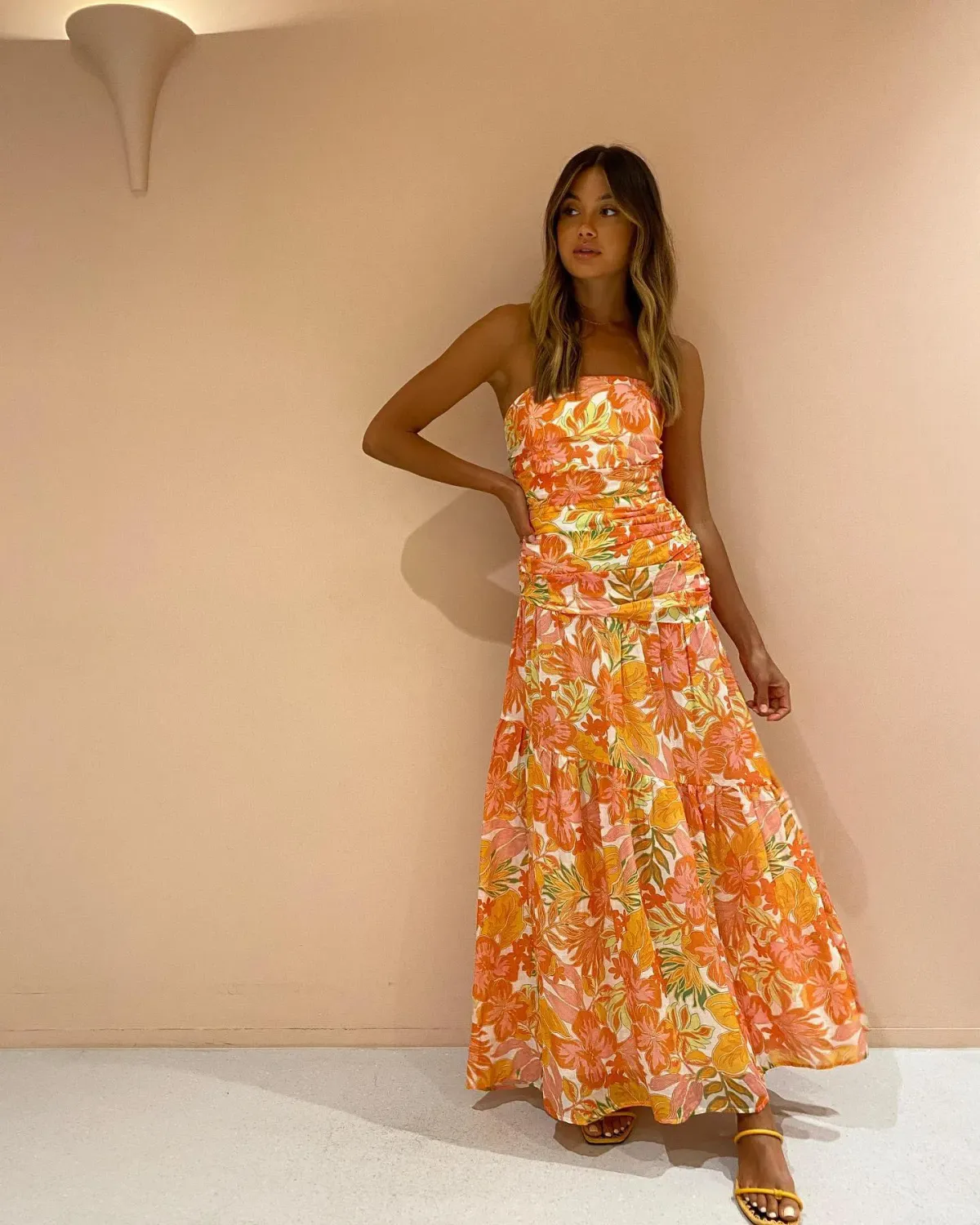 Issy Isles Dress Aloha Floral Size 6 - Image 2