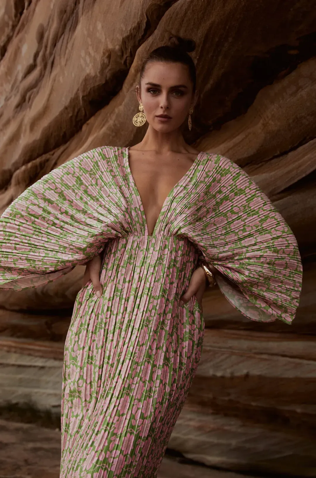 SONYA MODA GIANNA FOREVER DRESS FLORAL SIZE M/AU 10 for rent on The Volte - main image