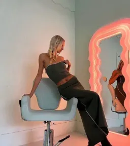 With Harper Lu Fiesta Contrast Set Green Size 6 for rent on The Volte - image 2