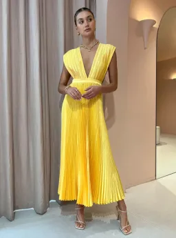 L'idée Gala Gown Canary Yellow Size AU 12 for rent on The Volte - image 5