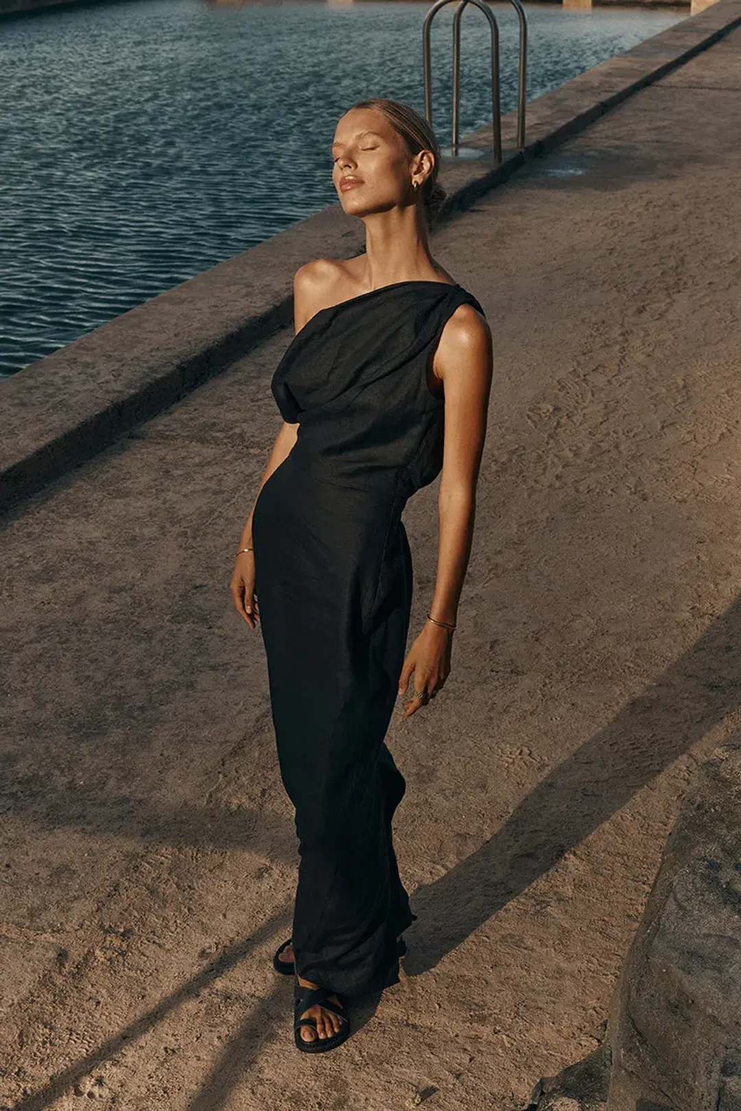 DISSH Cass Black Linen Dress Size 6 for rent on The Volte - main image