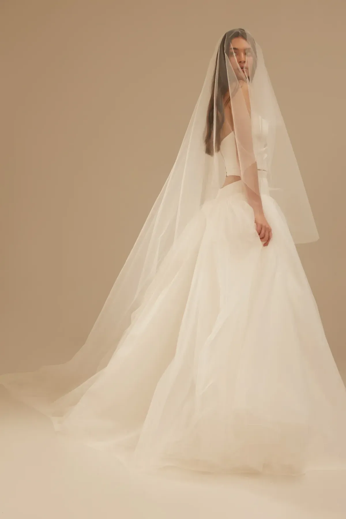 Kyha Studios Chosen Bridal Sheath Veil White - Image 3