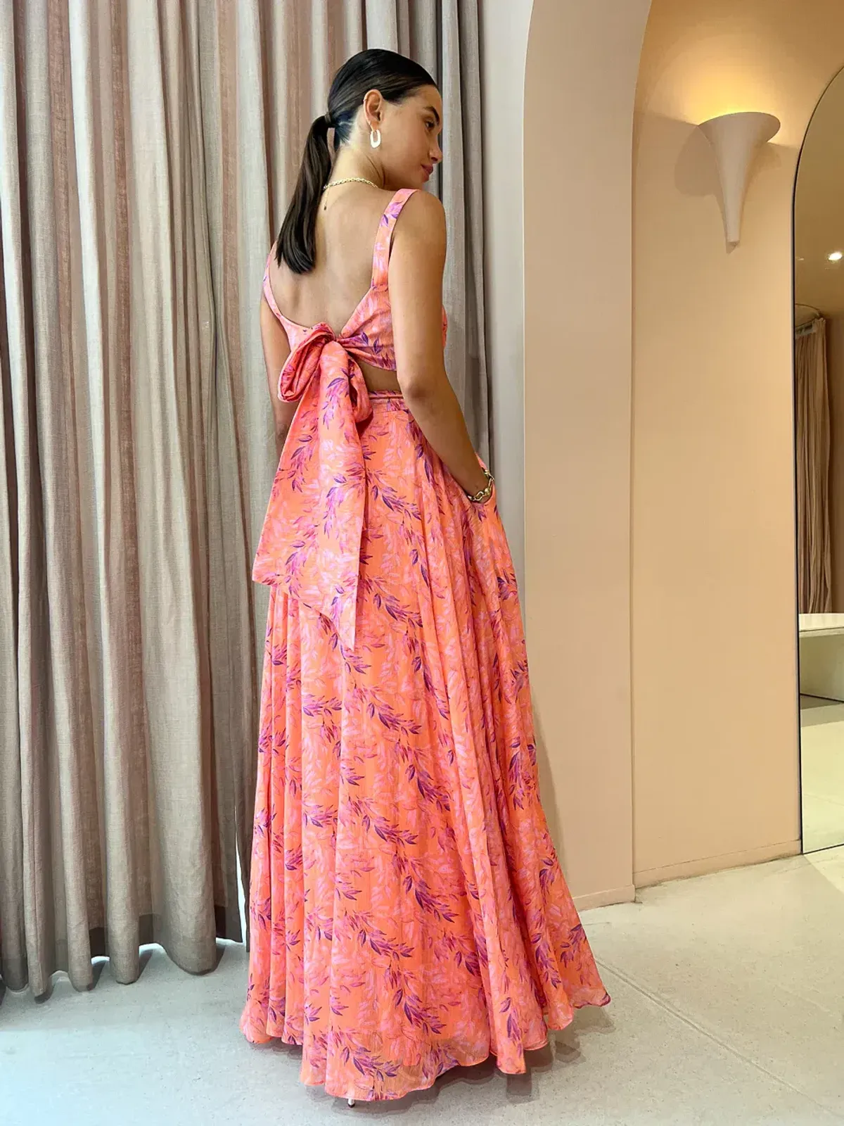 Sonya Moda Serena Maxi Skirt & Top In Peach Watercolour Print Size 8 - Image 2