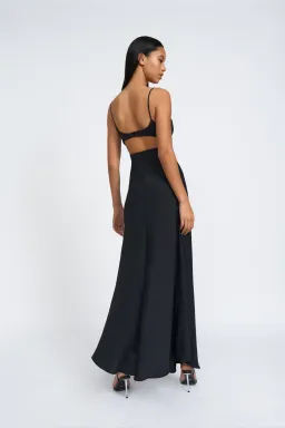 By Johnny Diandra Wire Full Length Dress Black Size 8 / S for rent on The Volte - image 3