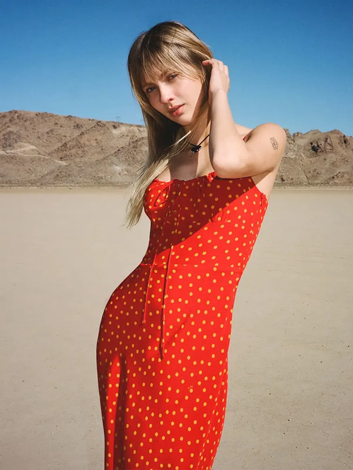 Realisation Par The Alba in Rossa Size M / Au 10 - Image 3